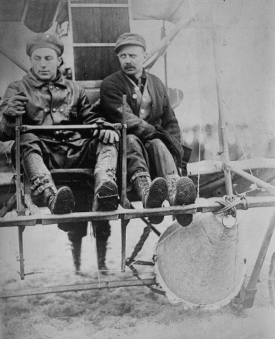 100 שנה לצניחה חופשית albert_berry_in_plane | צניחה חופשית | פרדייב