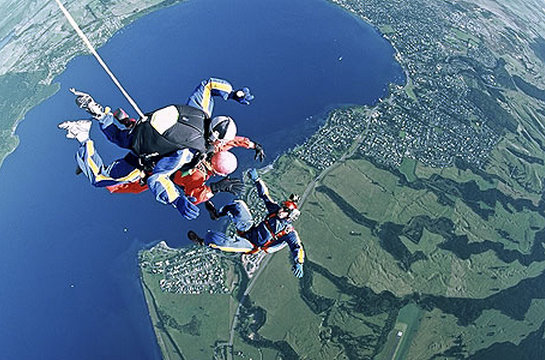 צניחה חופשית בניו זילנד צניחה חופשית בדרום | צניחה חופשית | פרדייב